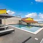 公寓 Fijala Pool-anlage
