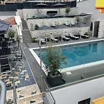 Fijala Pool-anlage 公寓 *