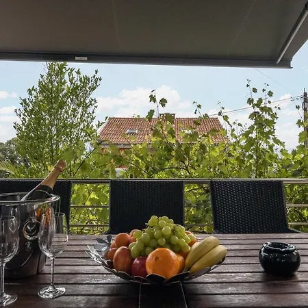 Apartman Fijala Pool-anlage *
