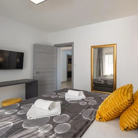 Fijala Pool-anlage *