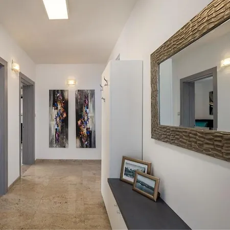 Fijala Pool-anlage Apartment