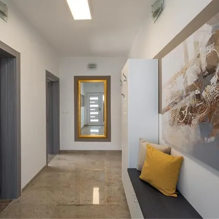 Fijala Pool-anlage Apartment Crikvenica