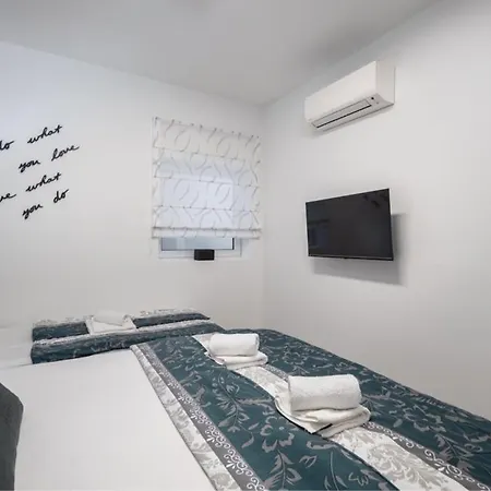 Apartman Fijala Pool-anlage Crikvenica
