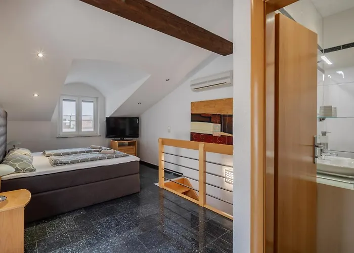 Fijala Pool-anlage * 크리크베니카