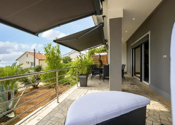 Fijala Pool-anlage 아파트 *