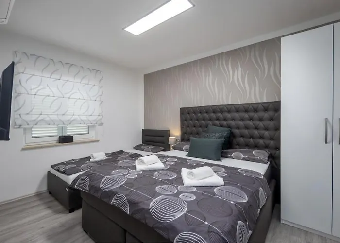 Fijala Pool-anlage * 크리크베니카